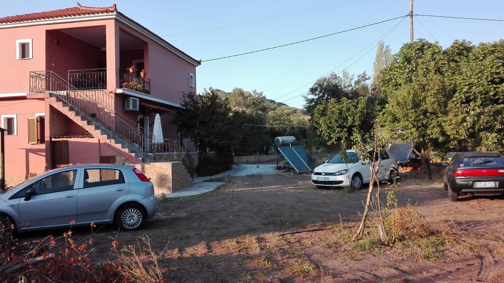 Vassilis Studios Anaxos Exterior photo